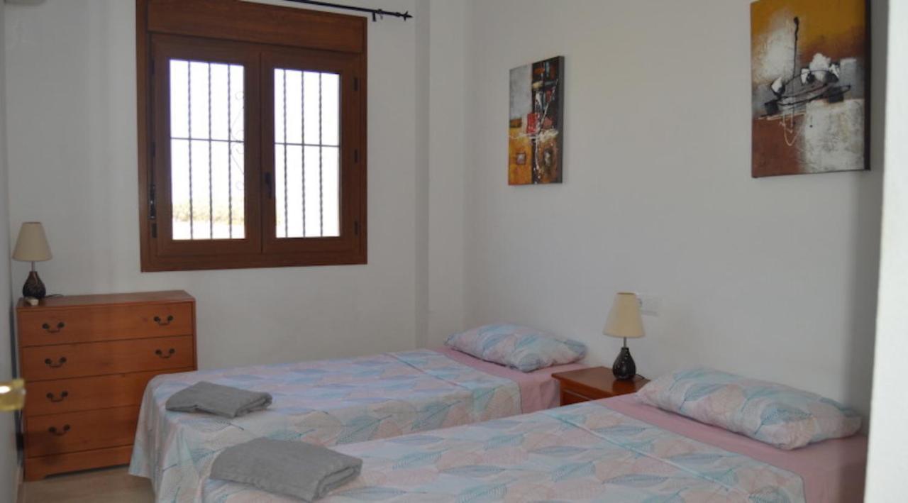 Villamartin, Lovely 2 Bed House, Short Walk To The Plaza. Orihuela Exterior foto